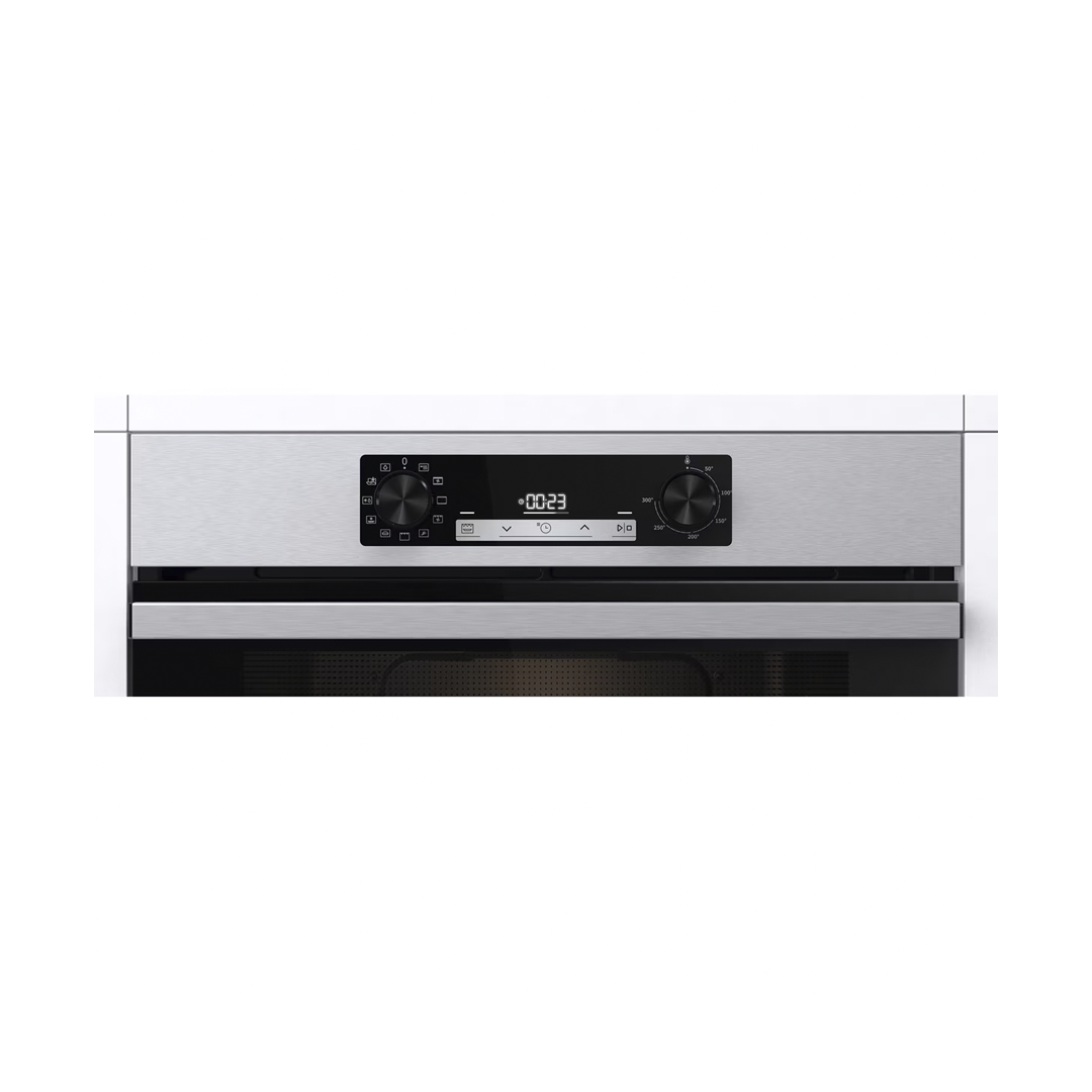 Detalle del panel de control del horno inoxidable BI-62216AXE2 Hisense A, facilitando la configuración y uso