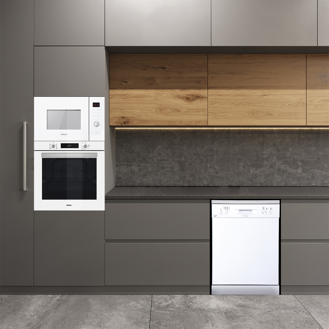 Lavavajillas Edesa EDW-6130 WH en color blanco, instalado en una cocina de muestra. Disponible en Electrocash