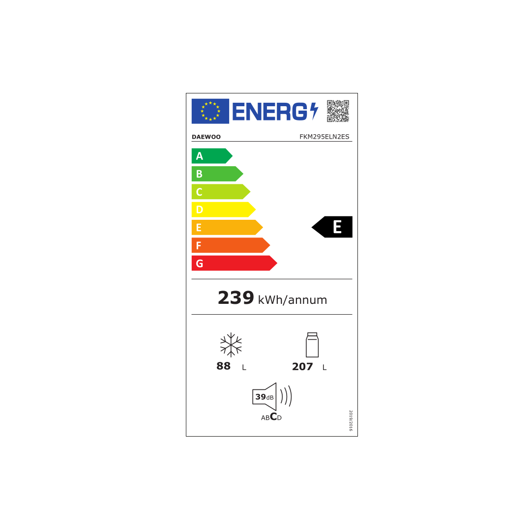 Imagen de la ficha de consumo energético del Combi Inox FKM295ELN2ES de Daewoo, destacando su clasificación energética, disponible en Electrocash