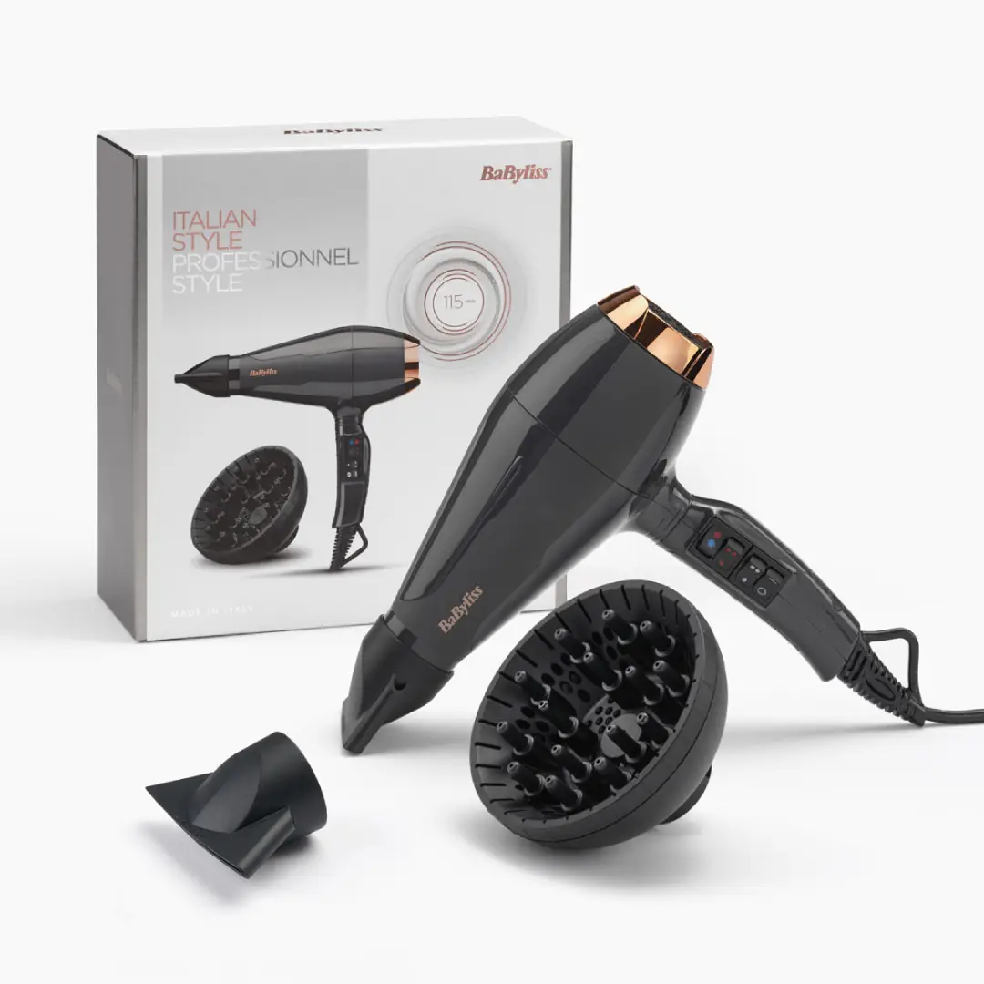 Vista del secador Babyliss 6719-DE Smooth Pro junto a su caja de embalaje, mostrando el producto listo para su uso y compra