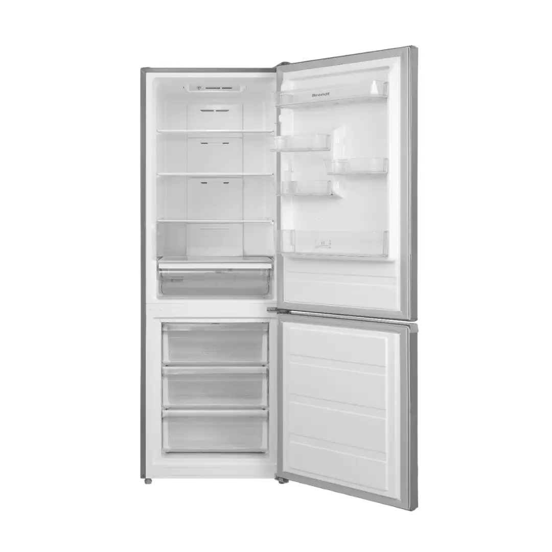 Vista del interior del combi inox Brandt BFC-8860EX completamente abierto, mostrando sus estantes y compartimentos para una mejor organización