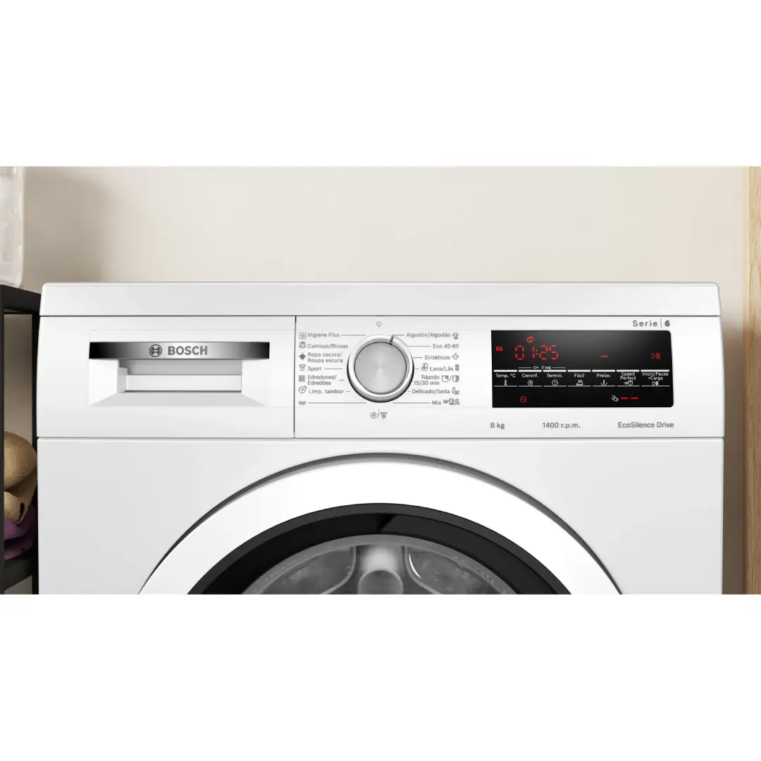 Panel de control intuitivo de la lavadora Bosch WUU-28T63ES, con opciones avanzadas y fácil manejo. - Electrocash
