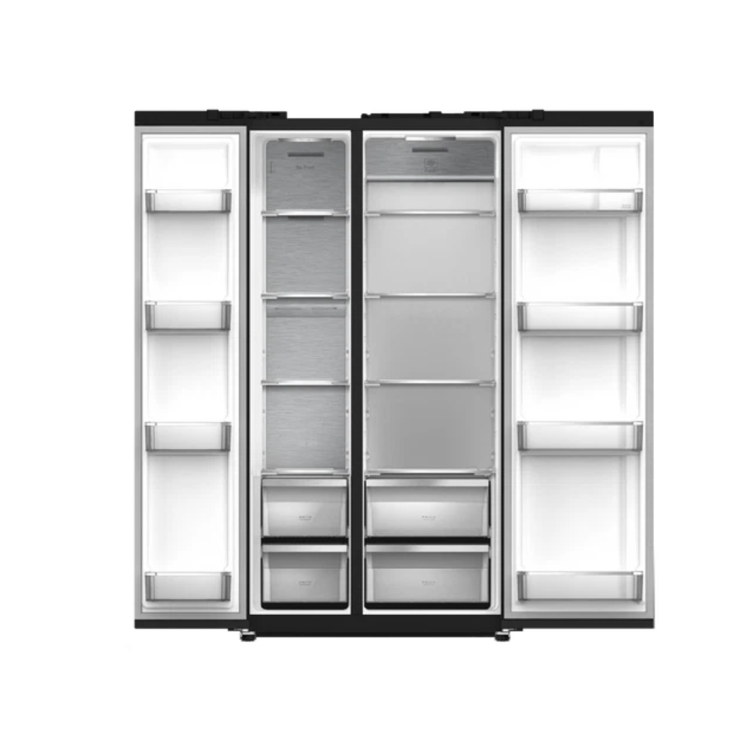 Frigorífico americano Teka RLF-74917GBK abierto, mostrando su espacioso interior con estantes, cajones y sistema de almacenamiento eficiente - Electrocash