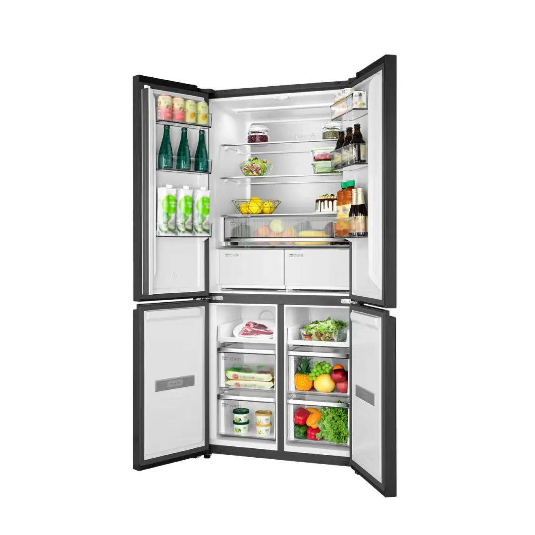 Interior del frigorífico americano TCL Cube RC-456CXE0 con 4 puertas, destacando su amplio espacio y compartimentos organizados - Electrocash