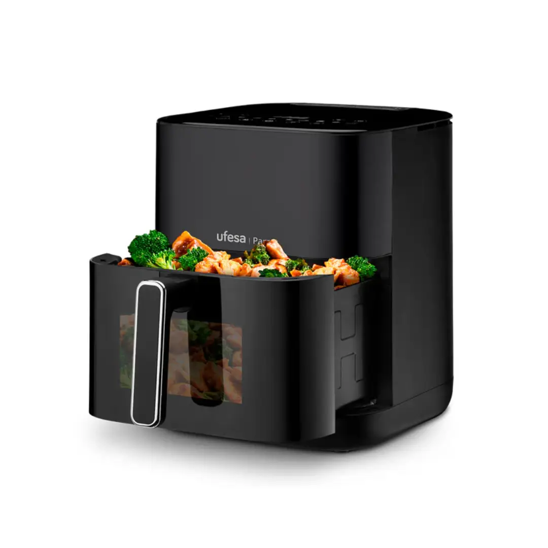 Vista de la freidora dietética Parrot UFESA abierta, mostrando su capacidad de 6 litros para una cocción más eficiente y saludable - Electrocash