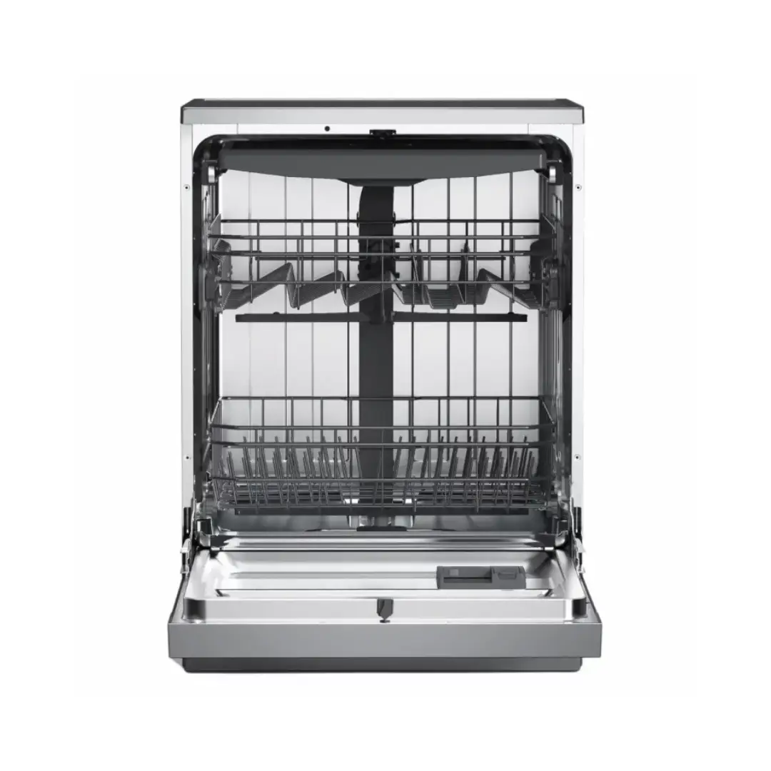 Interior del lavavajillas VOK EVD-14FCSAD con amplio espacio para 14 cubiertos y diseño ergonómico para una carga fácil - Electrocash