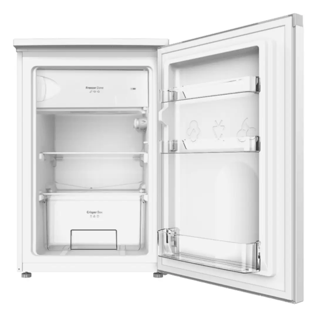 Vista del frigorífico Cool TT 107 de Cecotec con la puerta abierta, mostrando su interior espacioso y estantes organizados - Electrocash