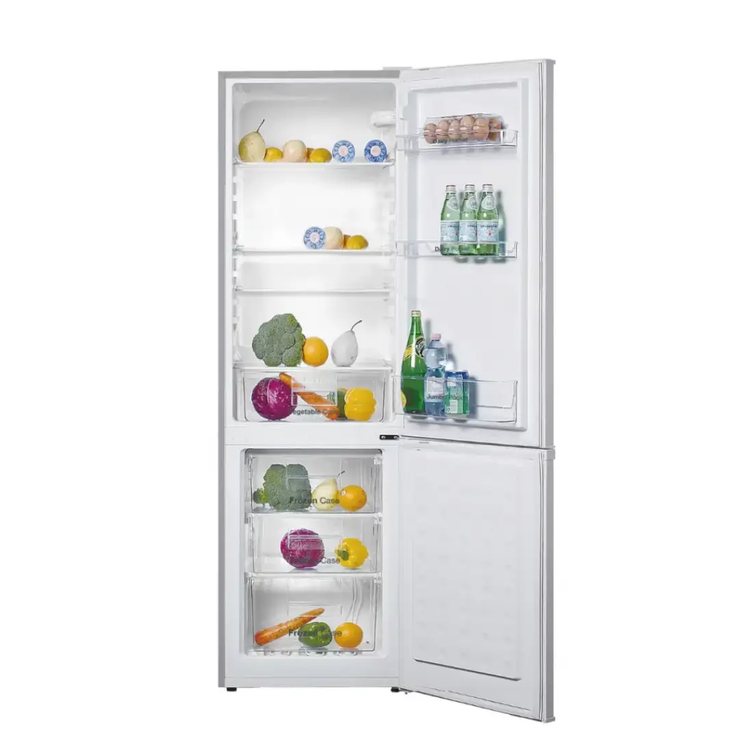 Vista del frigorífico VOK EVR-244DEI abierto y lleno, mostrando su amplio espacio interior y capacidad para organizar alimentos de manera eficiente - Electrocash