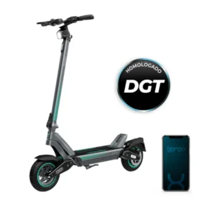 Imagen frontal del patinete eléctrico Cecotec Bongo Y45 Cone, con motor de 750W, autonomía de 45 km y doble suspensión, ideal para desplazamientos urbanos cómodos y seguros, disponible en Electrocash.