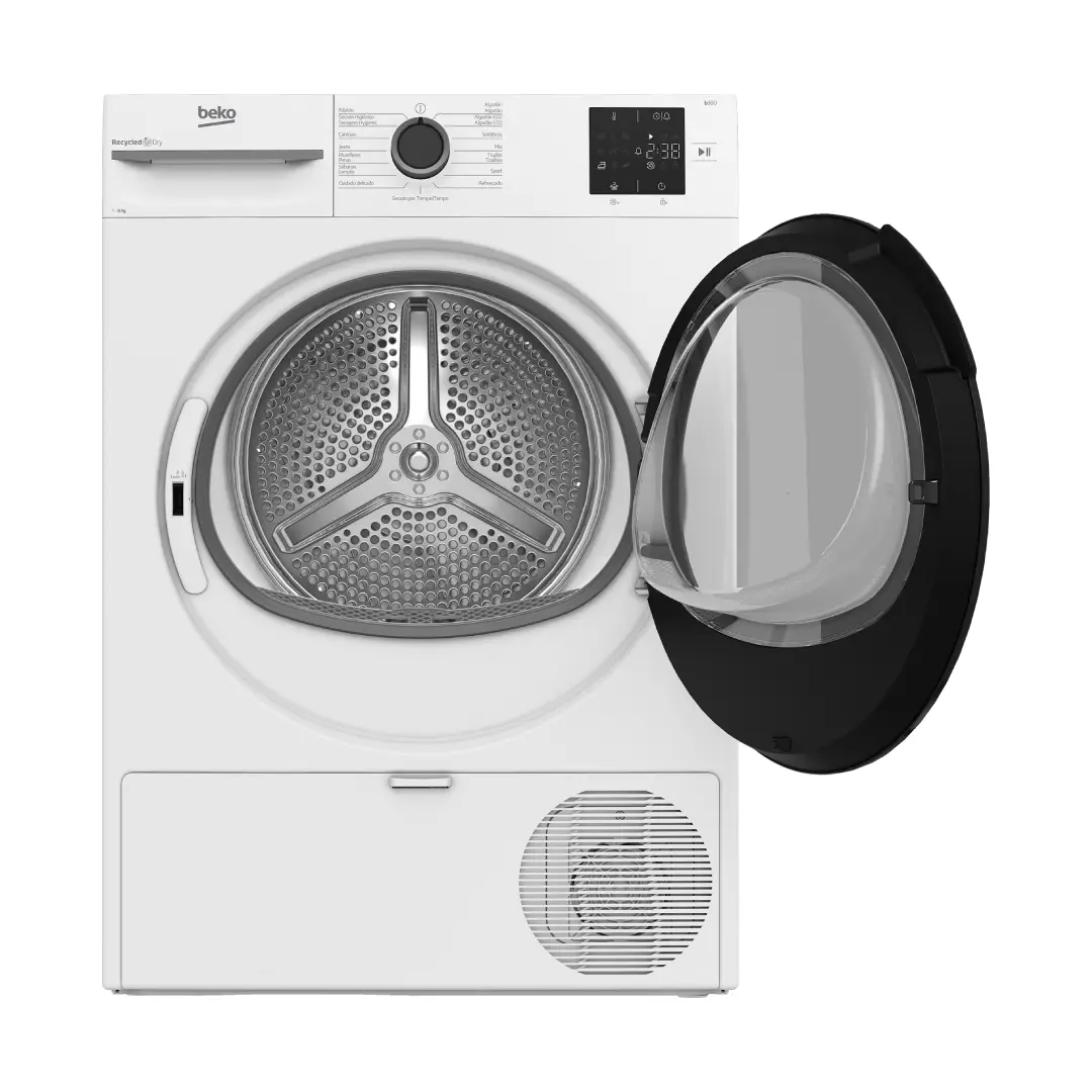 Imagen de la secadora Beko BM3T-38220WB abierta, mostrando el tambor de acero inoxidable y su amplia capacidad de 8 kg, diseñada para ofrecer un secado uniforme y delicado con cada prenda – disponible en Electrocash.