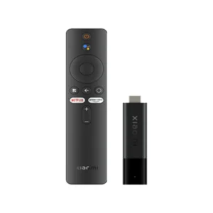 Xiaomi TV Stick 4K PFJ4175EU con Android TV 11, compatible con reproducción 4K, Dolby Atmos y Wi-Fi Dual. Imagen del dispositivo compacto con su mando a distancia — disponible en Electrocash.