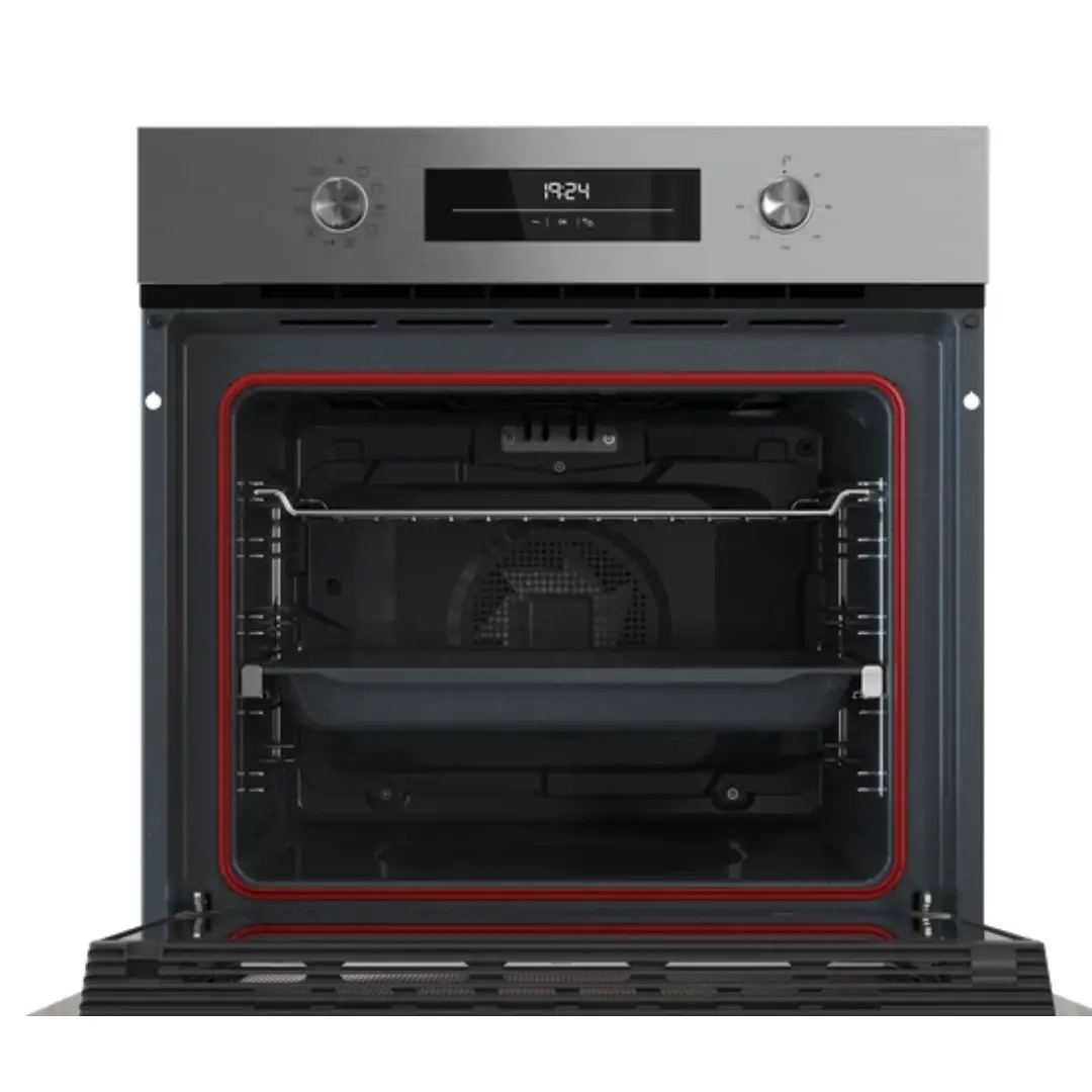 Imagen del horno Teka HSB-6360 en acero inox con la puerta abierta, mostrando su interior espacioso de 71 litros y bandejas multifunción.