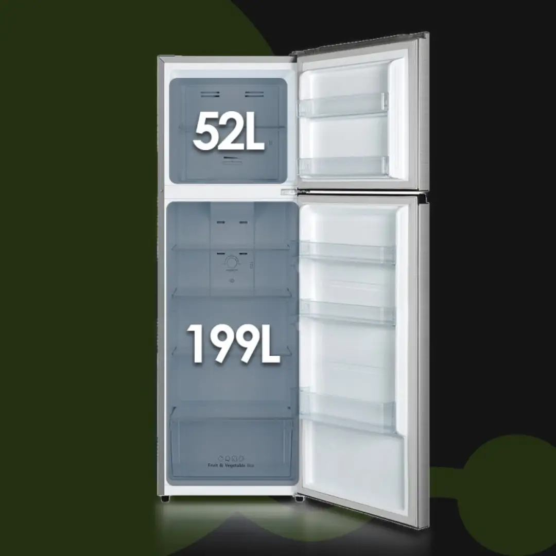 Frigorífico 2 puertas Aspes AF-1675501ENF abierto mostrando todo su interior y capacidad de 251 litros con estantes y compartimentos organizados