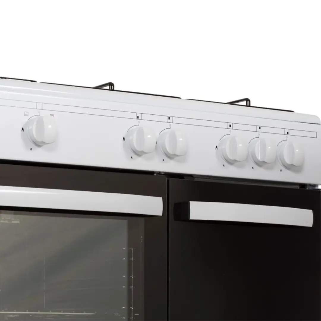 detalle del panel de control de la cocina de gas Aspes AKGW-5901PBX con mandos para horno y fuegos de gas butano